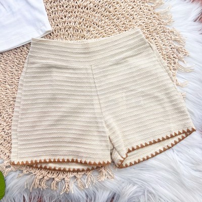 Conj. Batinha com desenhos e Short - Areia e Off White